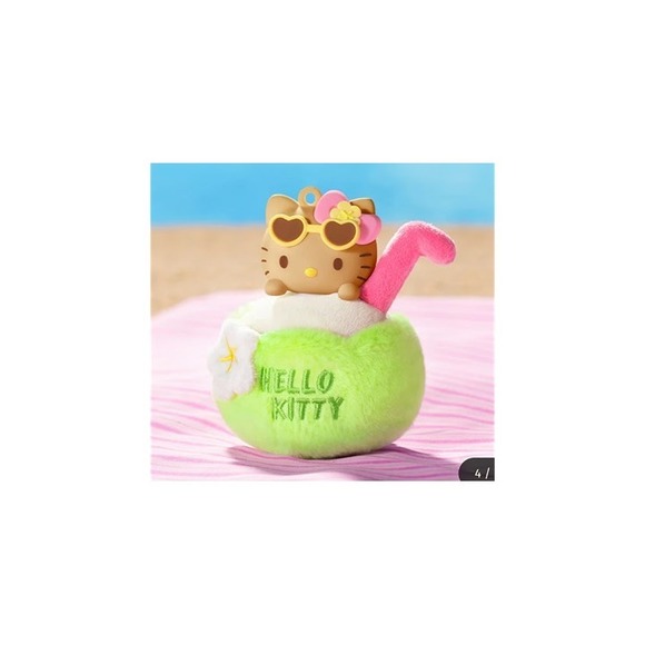 Miniso Accessories - MINISO x HELLO KITTY Summer Tan Creamy Coconut Scented Plush‎ Pendant NEW - NIB